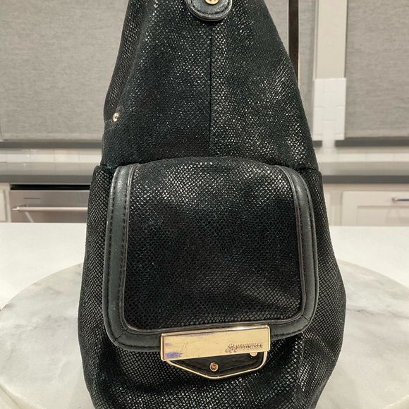 B Makowsky Black Hobo Bag GUC - Picture 3 of 16